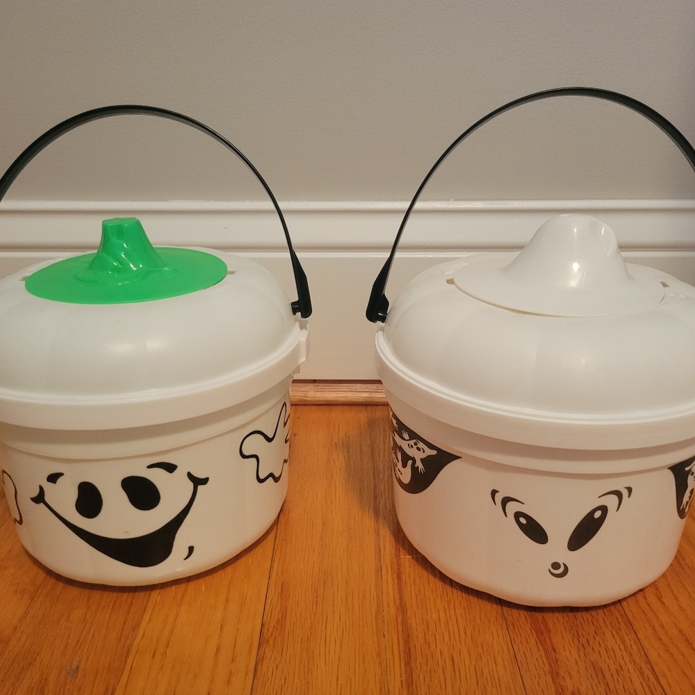 Vintage mcdonalds ghost buckets with pumpkin and ghost cookie cutter top